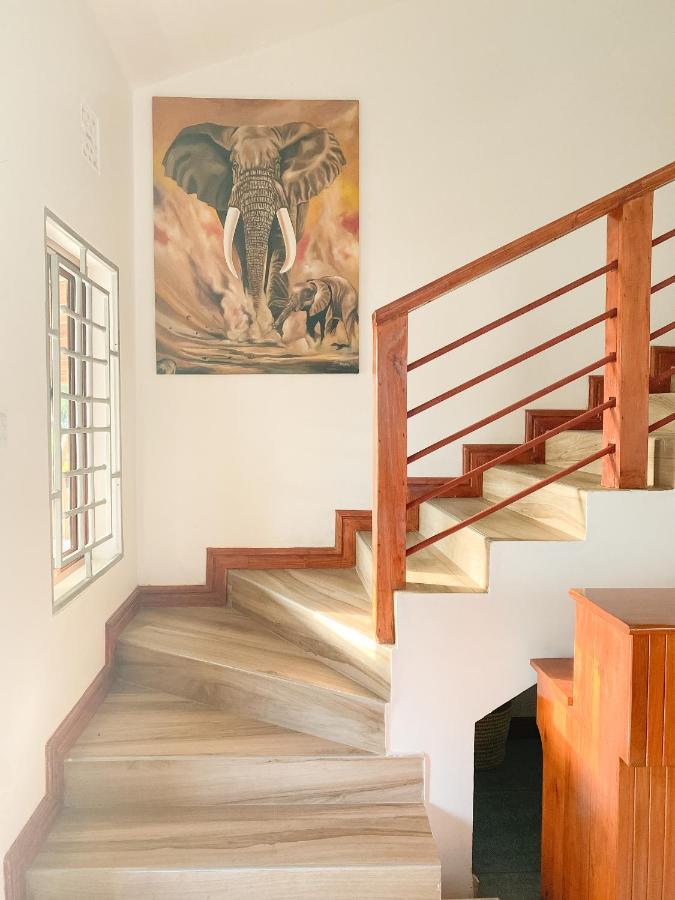 Heart Of Africa Lodge Arusha Extérieur photo